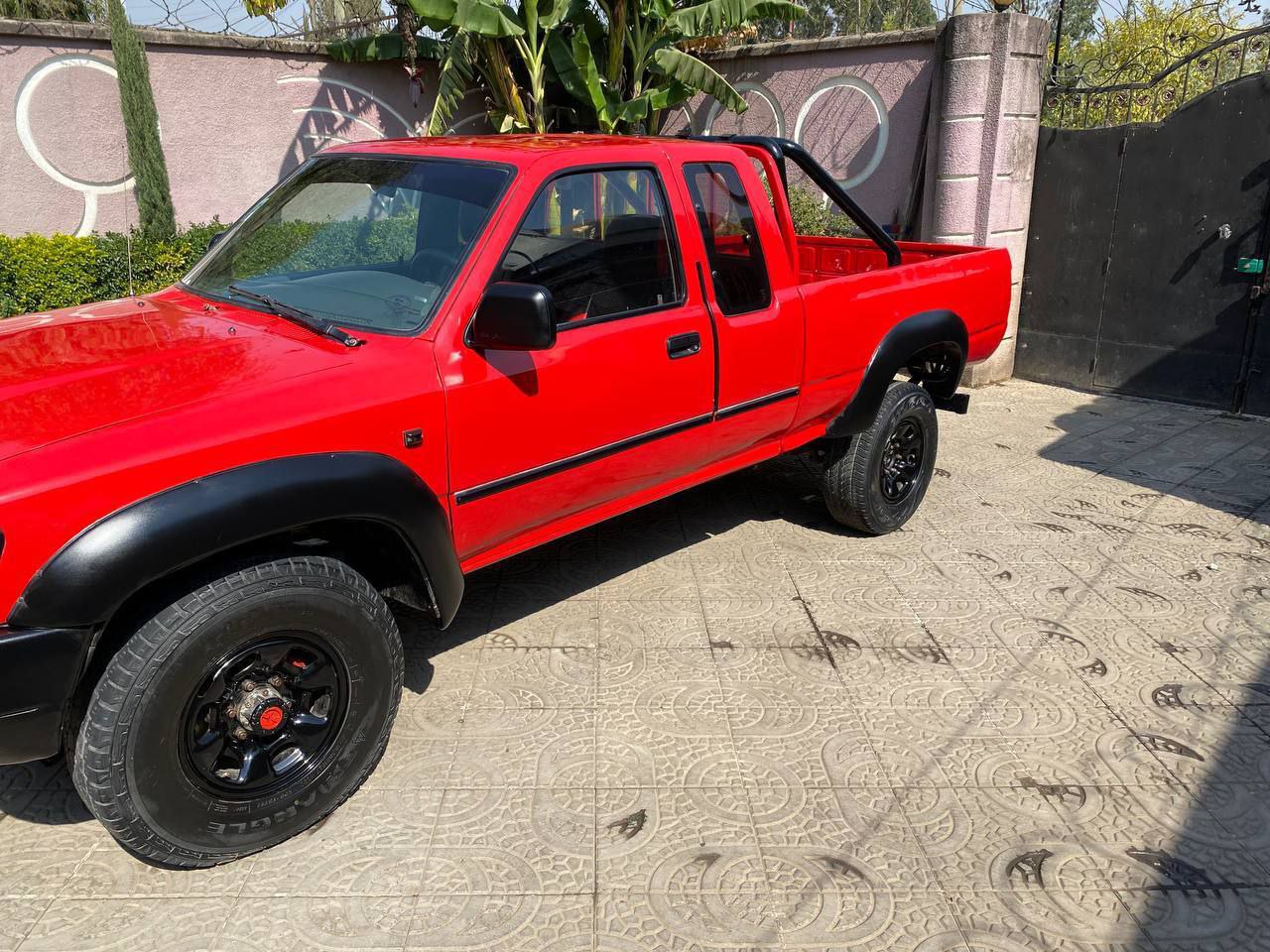 1995 Model-Toyota 2L