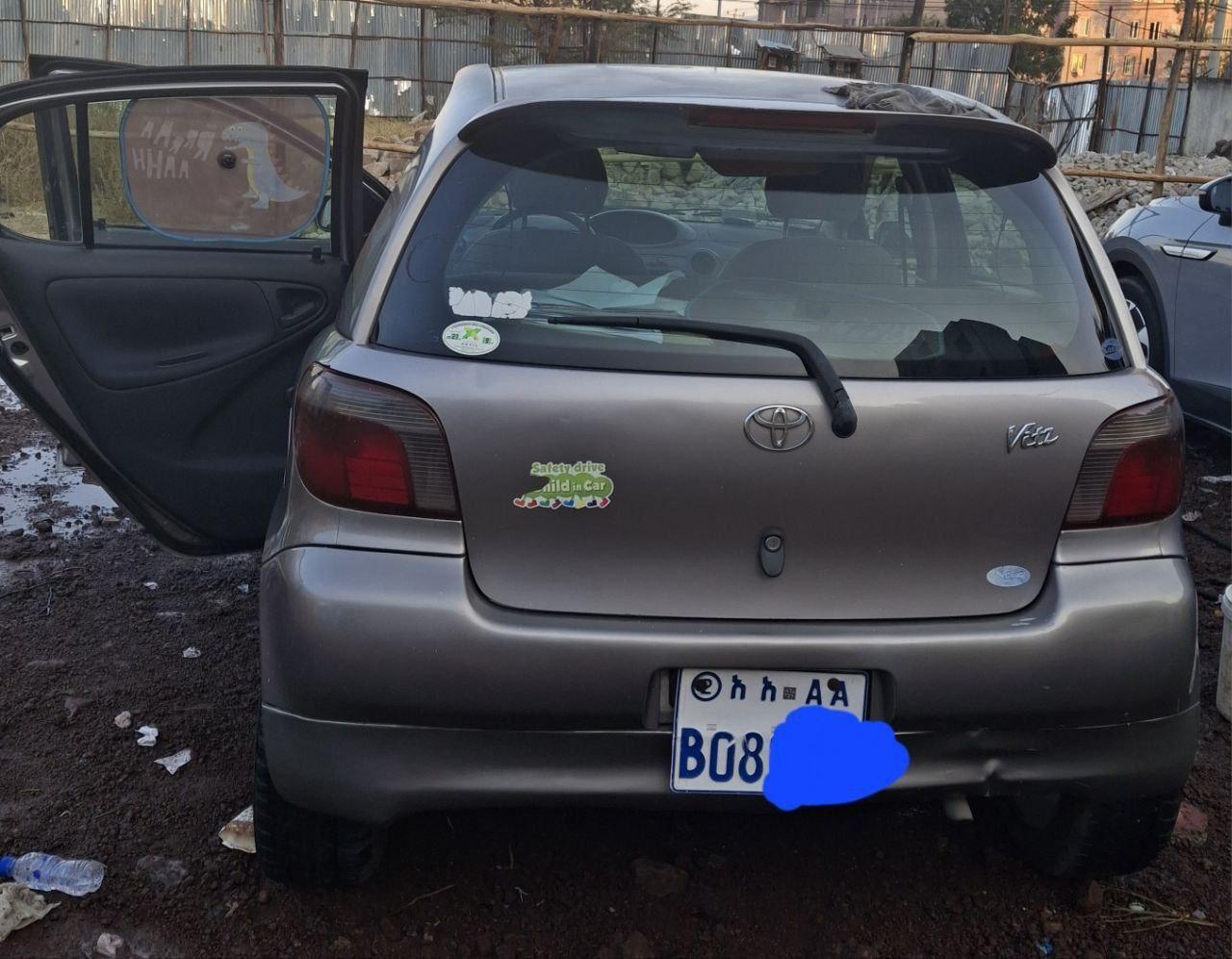 2001 Model-Toyota Vitz