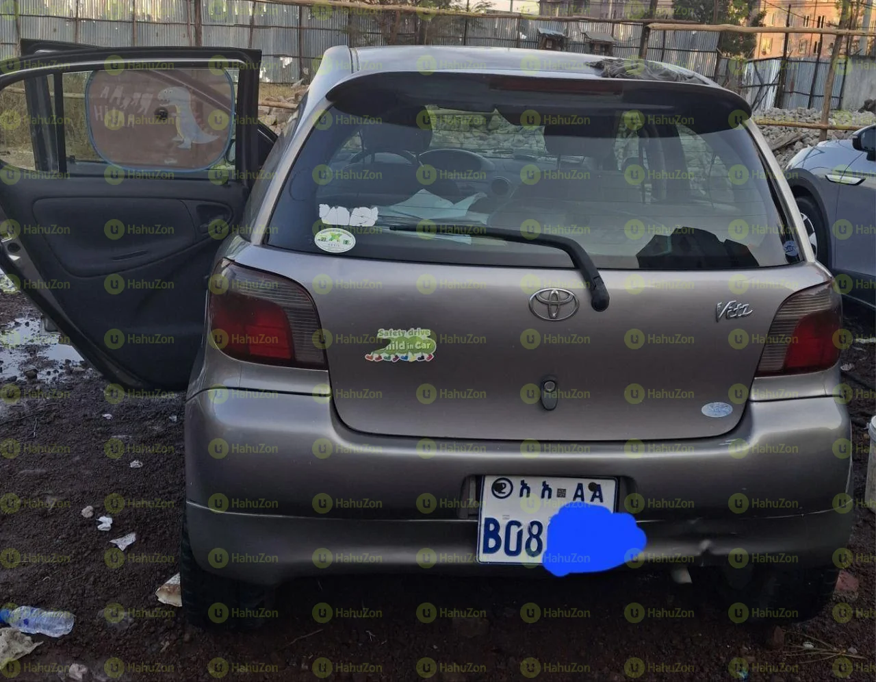 2001 Model-Toyota Vitz