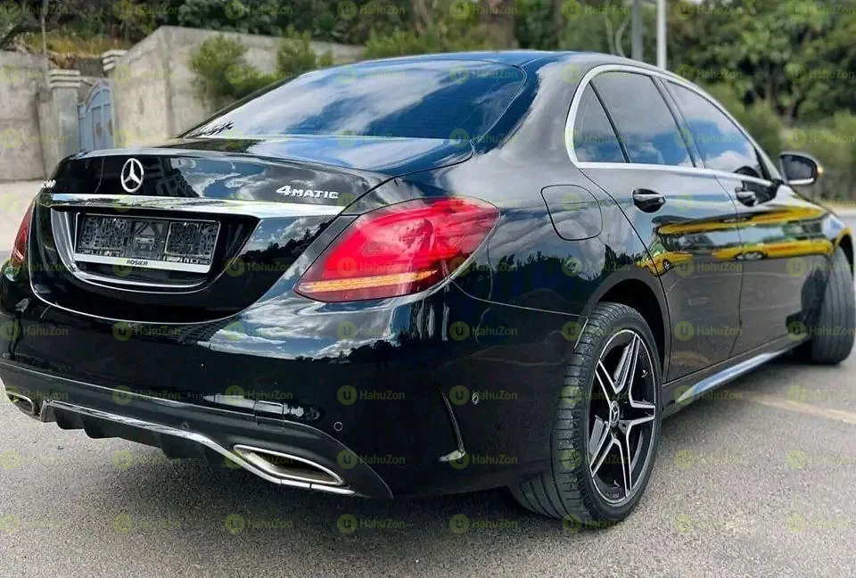 2020 Model-Mercedes-Benz