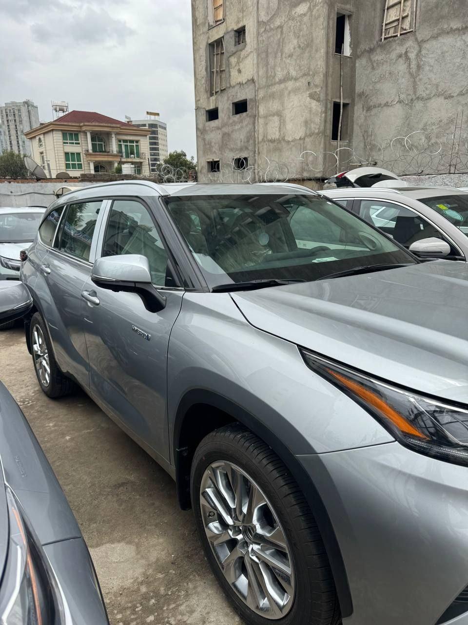 2024 Model-Toyota Highlander