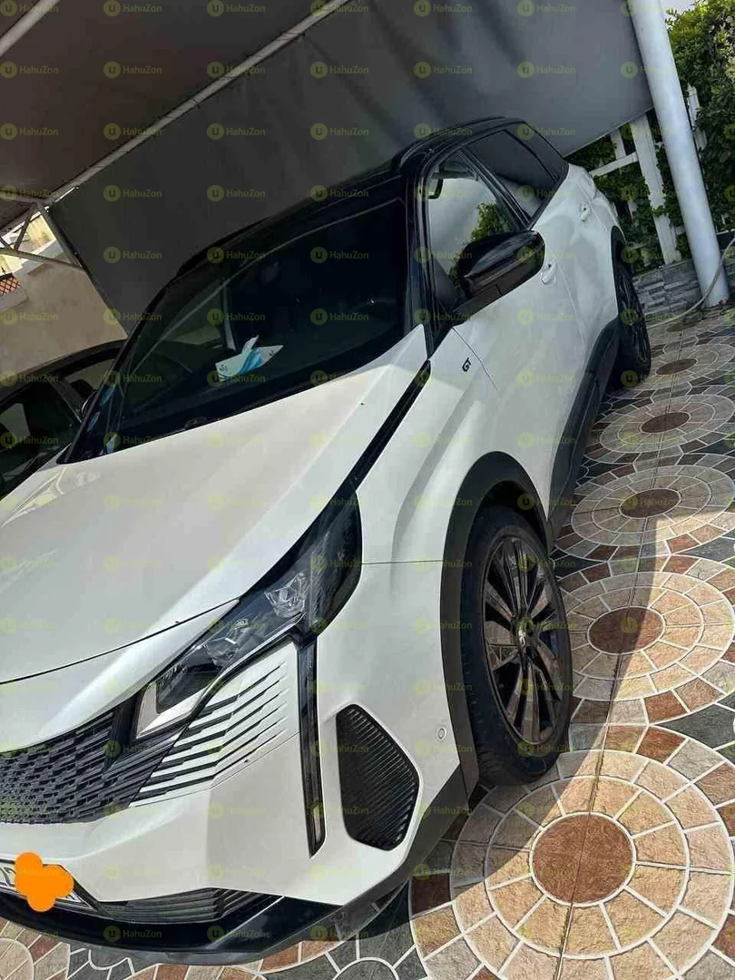 2021 Model-Peugeot 5008 GT