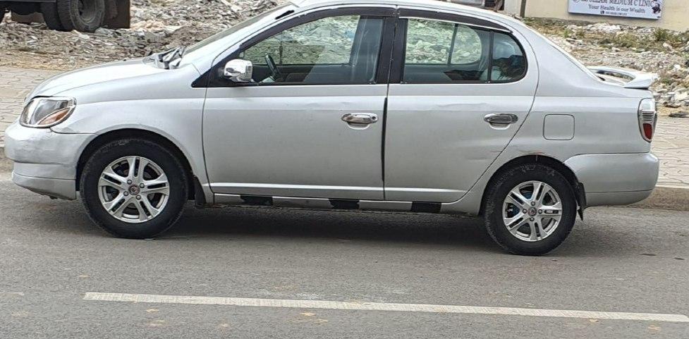 1990 Model-Toyota Platz