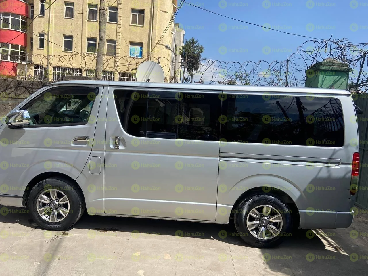 2007 Model-Toyota Hiace Abadula