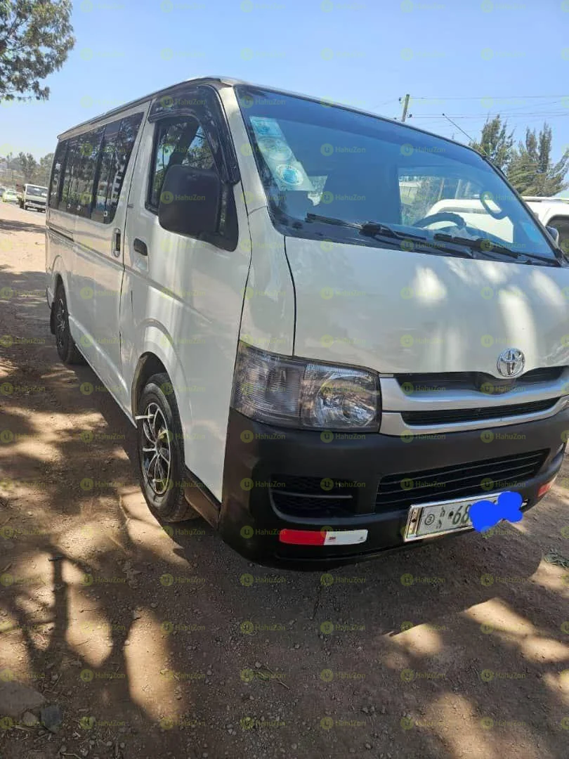 2011 Model-Toyota Abadula