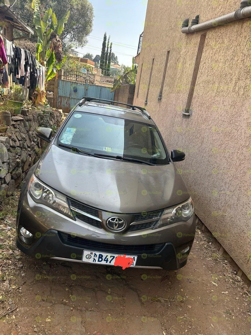 2014 Model-Toyota Rav4
