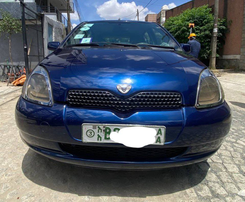 2001 Model-Toyota Vitz