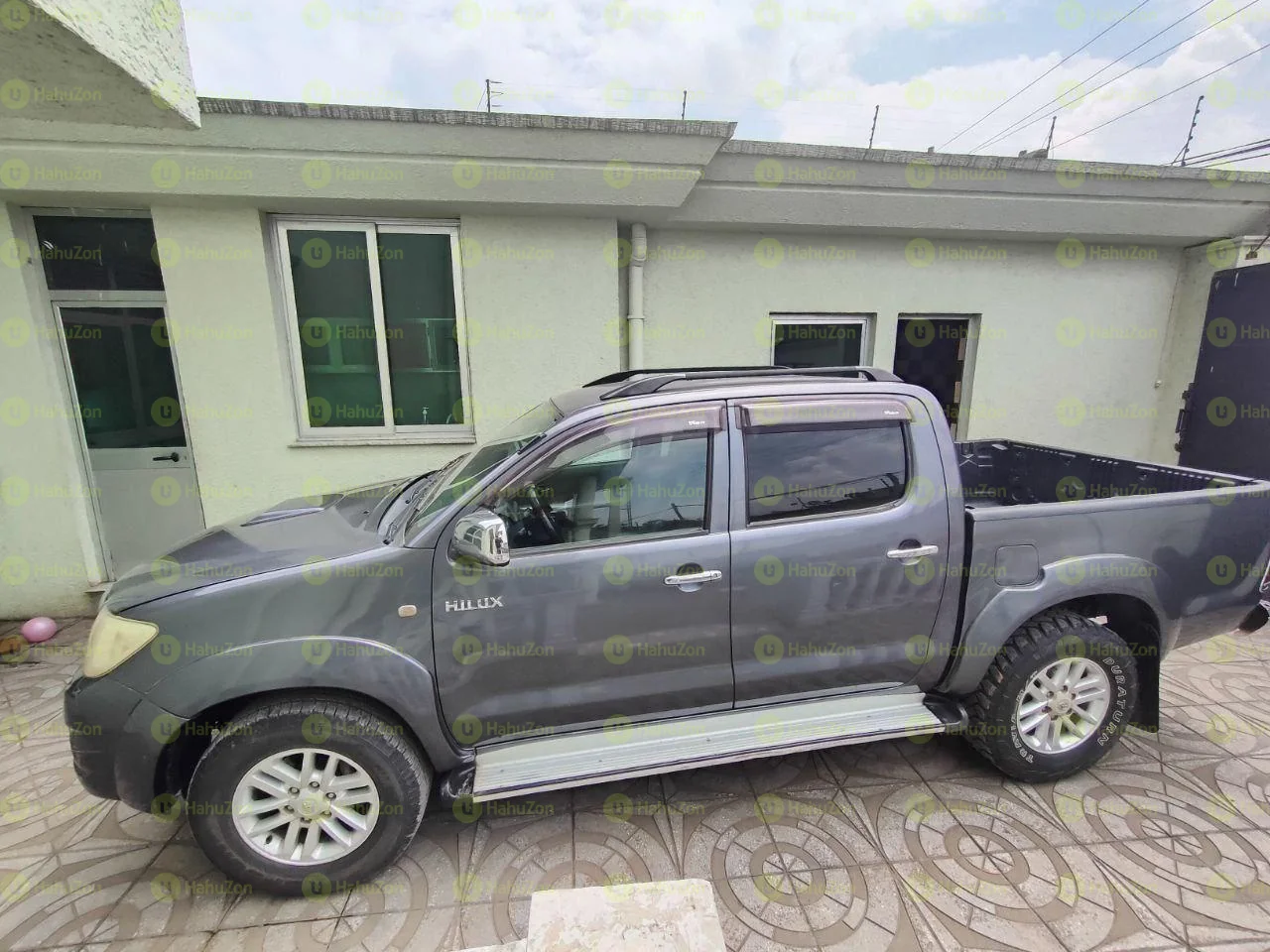 2010 Model-Toyota Hilux Vigo