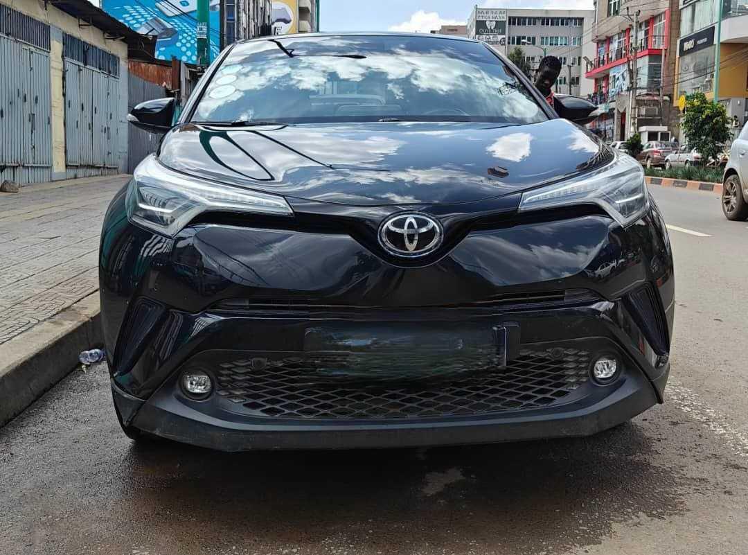 2019 Model-Toyota Ch-R