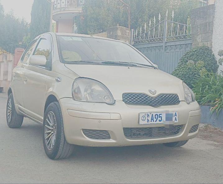 2003 Model-Toyota Vitz