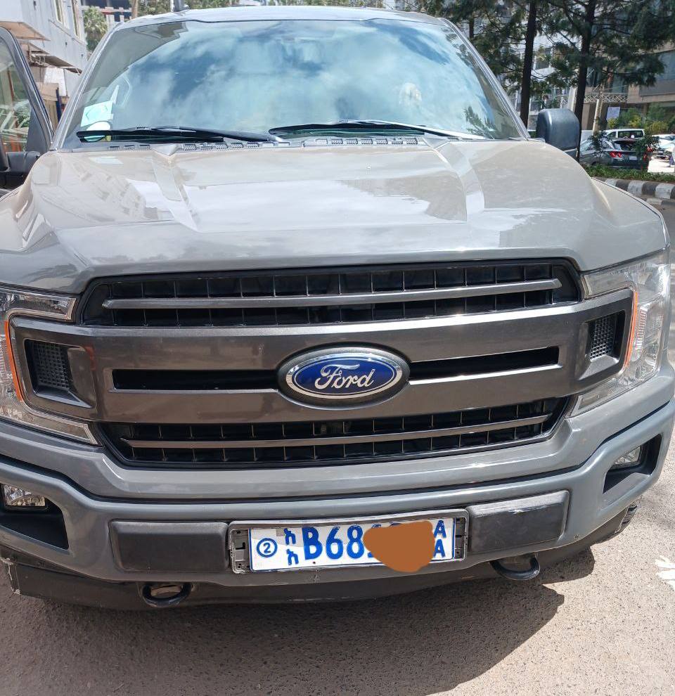 2020 Model-Ford F-150 Lariet