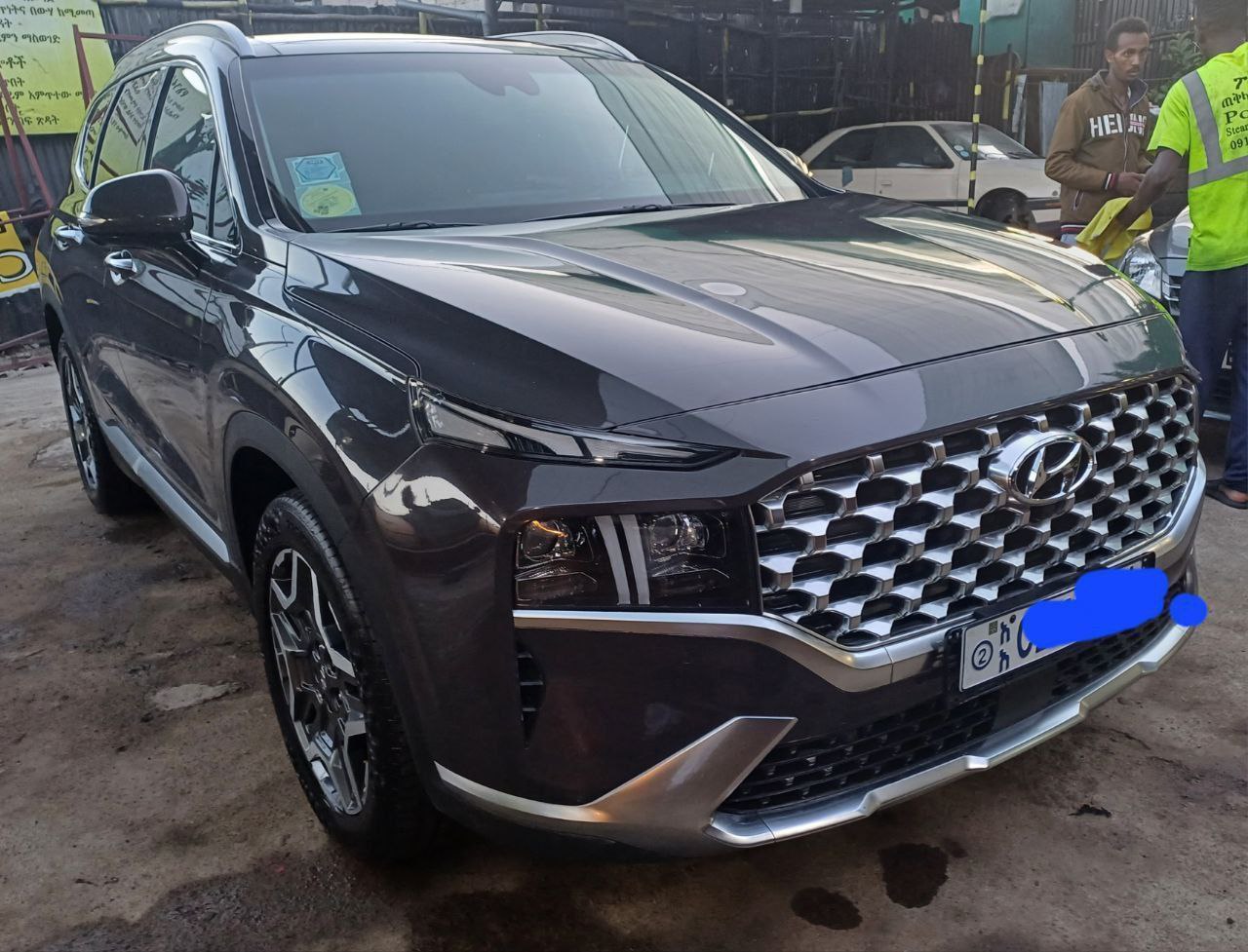 2023 Model-Hyundai Hybrid Santafe Plugout