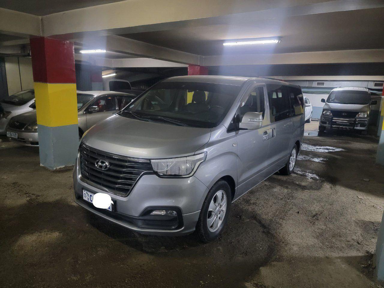 2020 Model-Hyundai Grand Starex