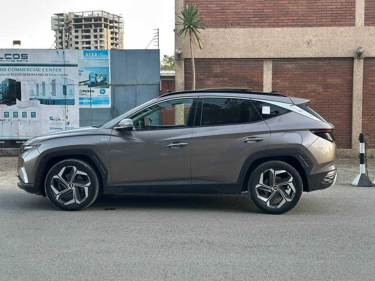 2021 Model-Hyundai Tucson