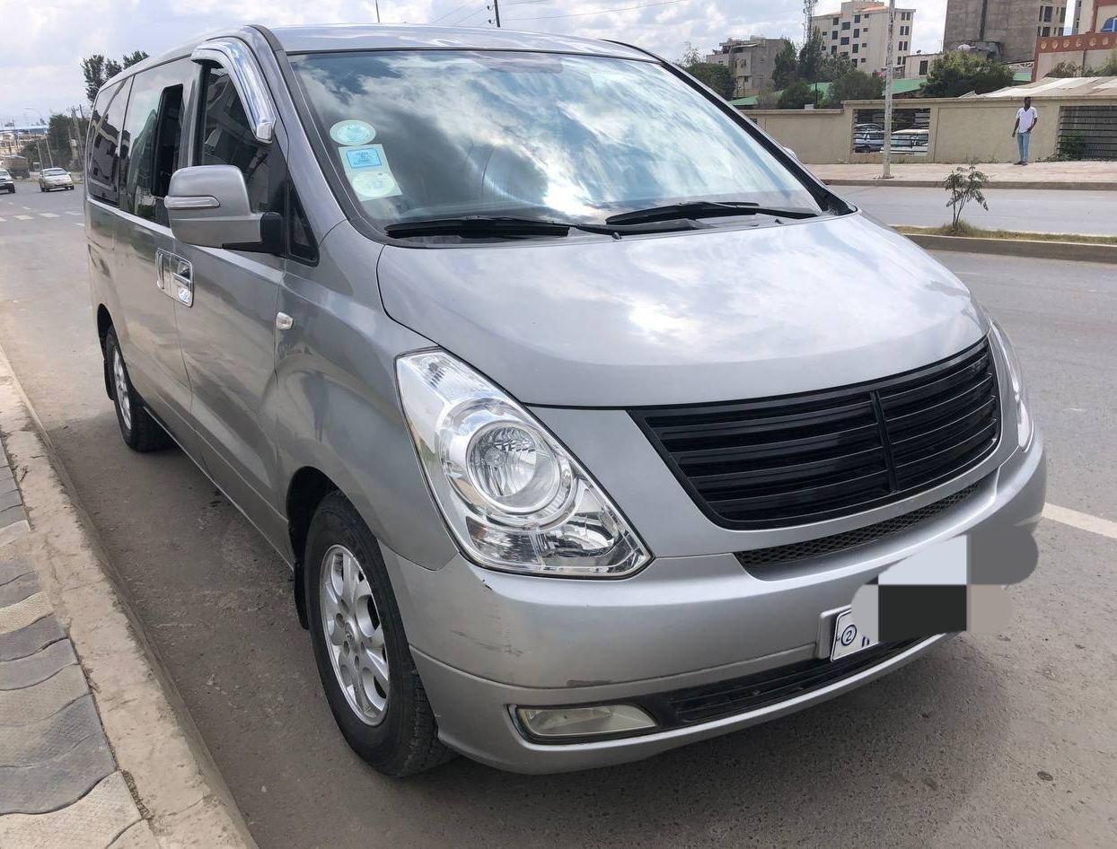 2014 Model-Hyundai Grand Starex