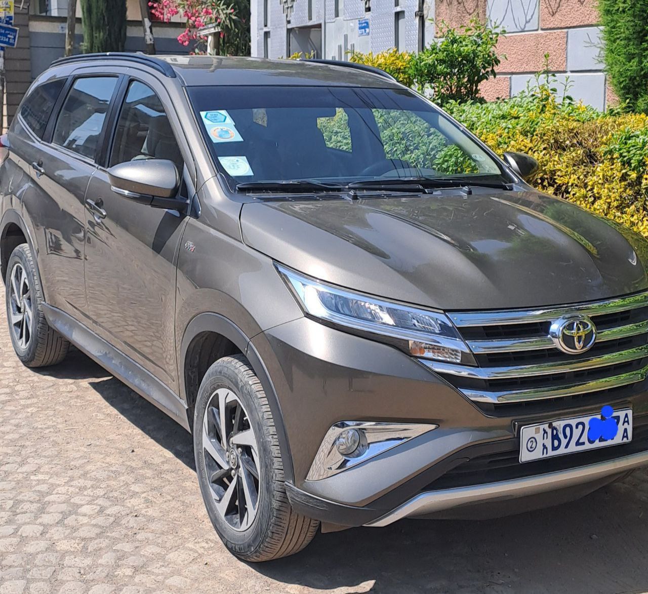 2021 Model-Toyota Rush G