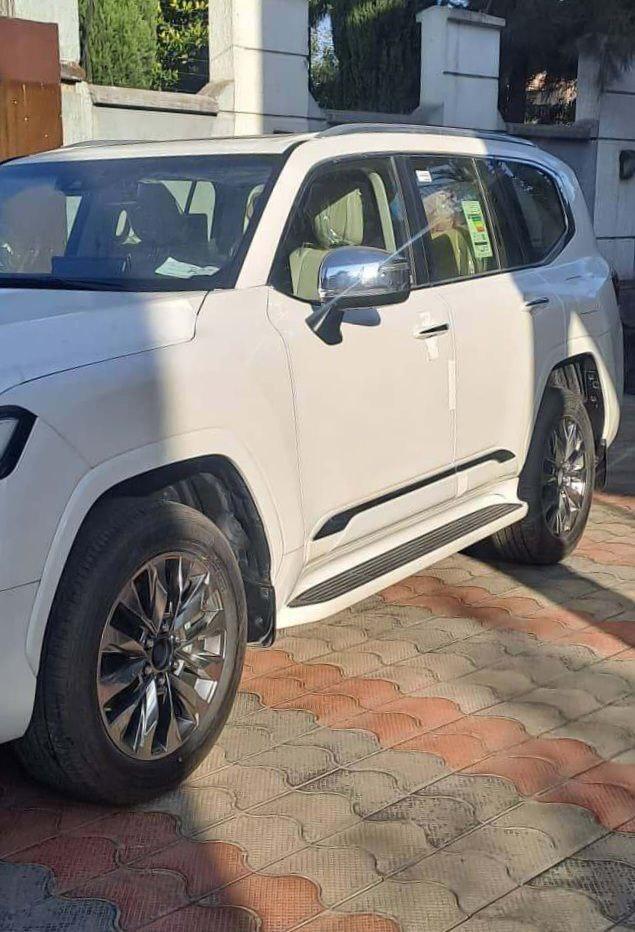 2023 Model-Toyota LandCruiser 300