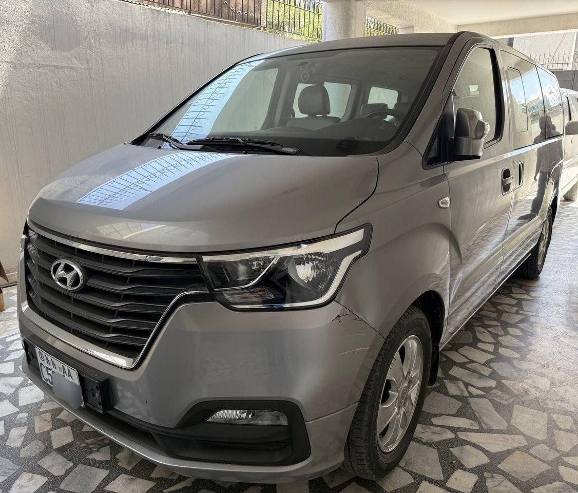 2020 Model-Hyundai Grand Starex