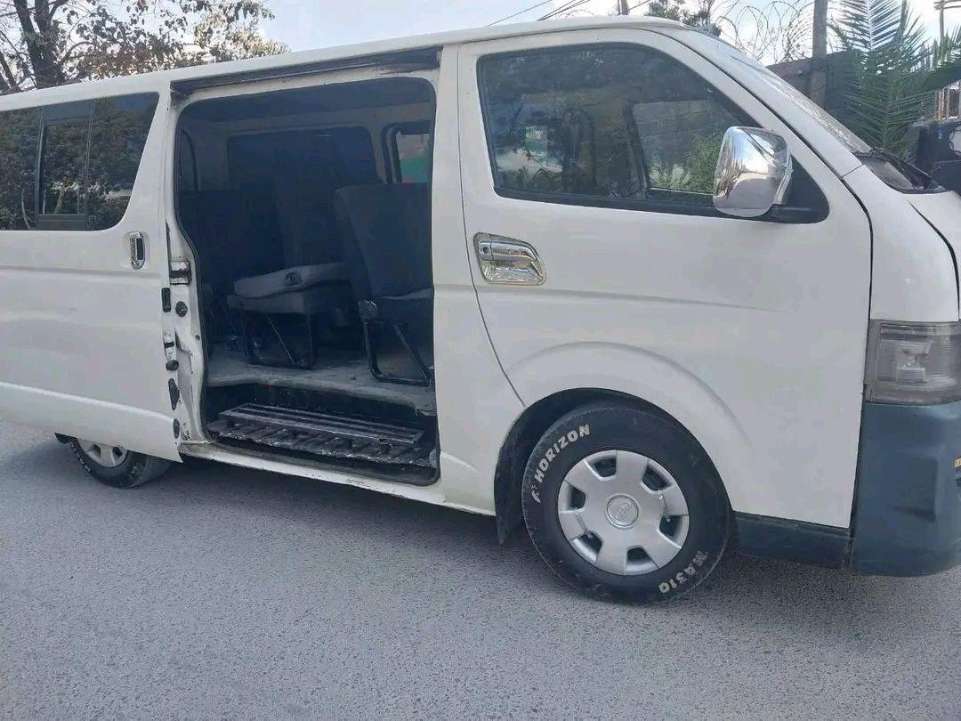 2007 Model-Toyota HiAce Abadula