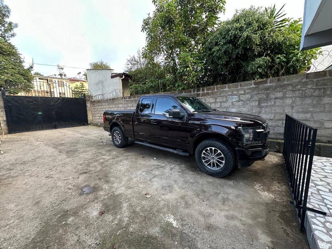 2020 Model-Ford F-150 Lariet