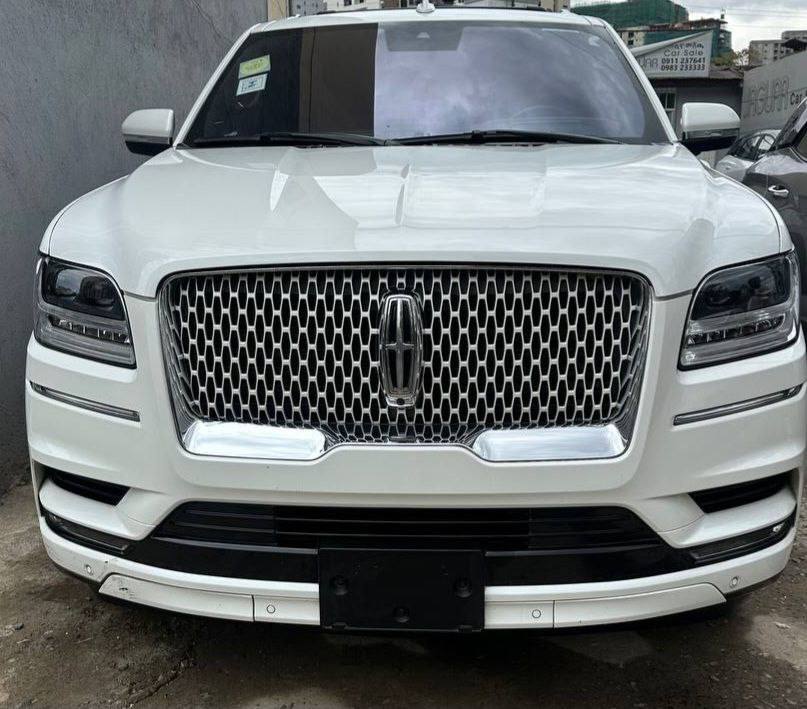 2022 Model-Lincoln Navigator