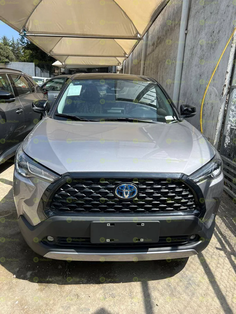 2024 Model-Corolla Cross Hybrid