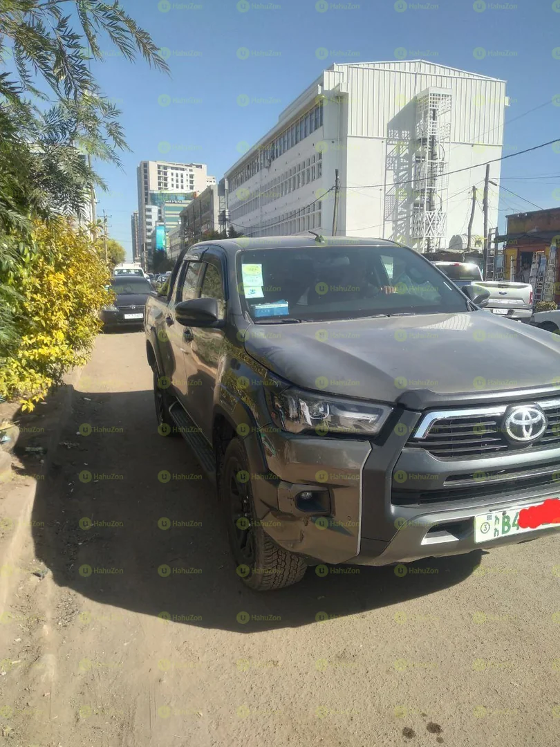 2021 Model-Toyota Hilux