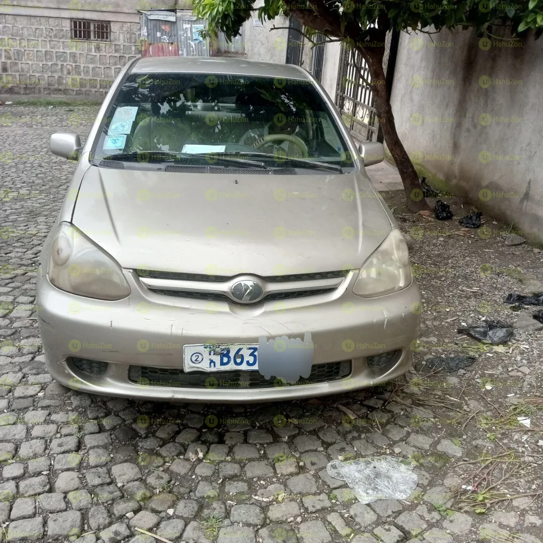 2002 Model-Toyota Platz
