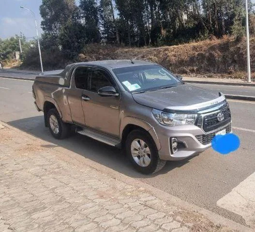 2018 Model-Toyota Hilux Revo