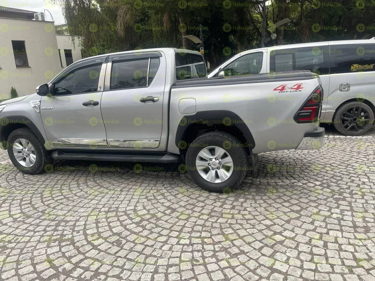 2018 Model-Toyota Hilux Double-Cab