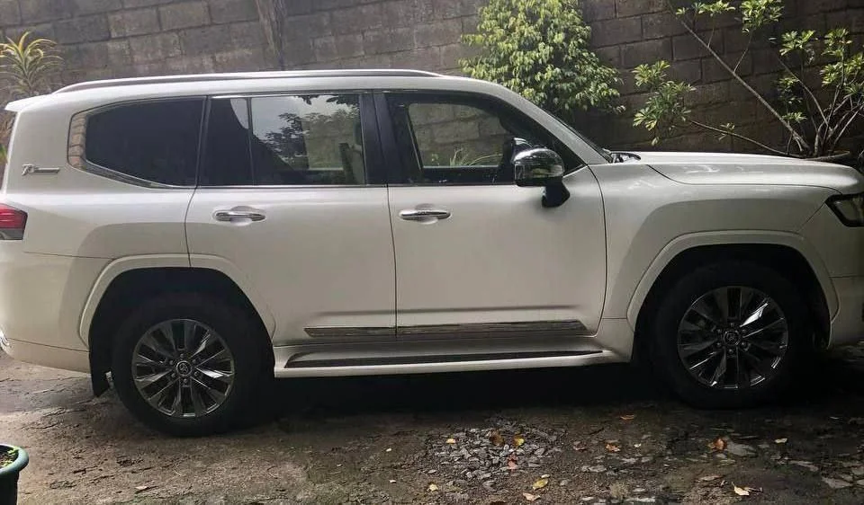 2023 Model-Toyota Land Cruiser V6 VXR