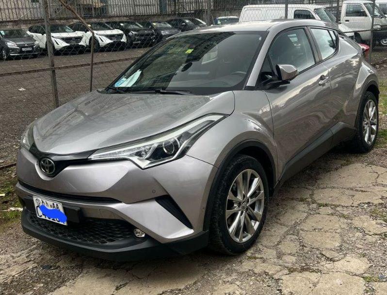 2017 Model-Toyota Ch-R