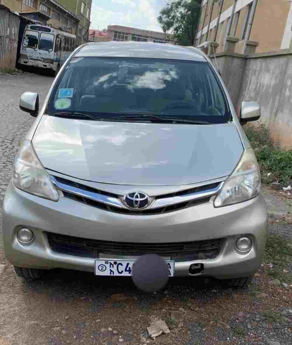 2013 Model-Toyota Avanza