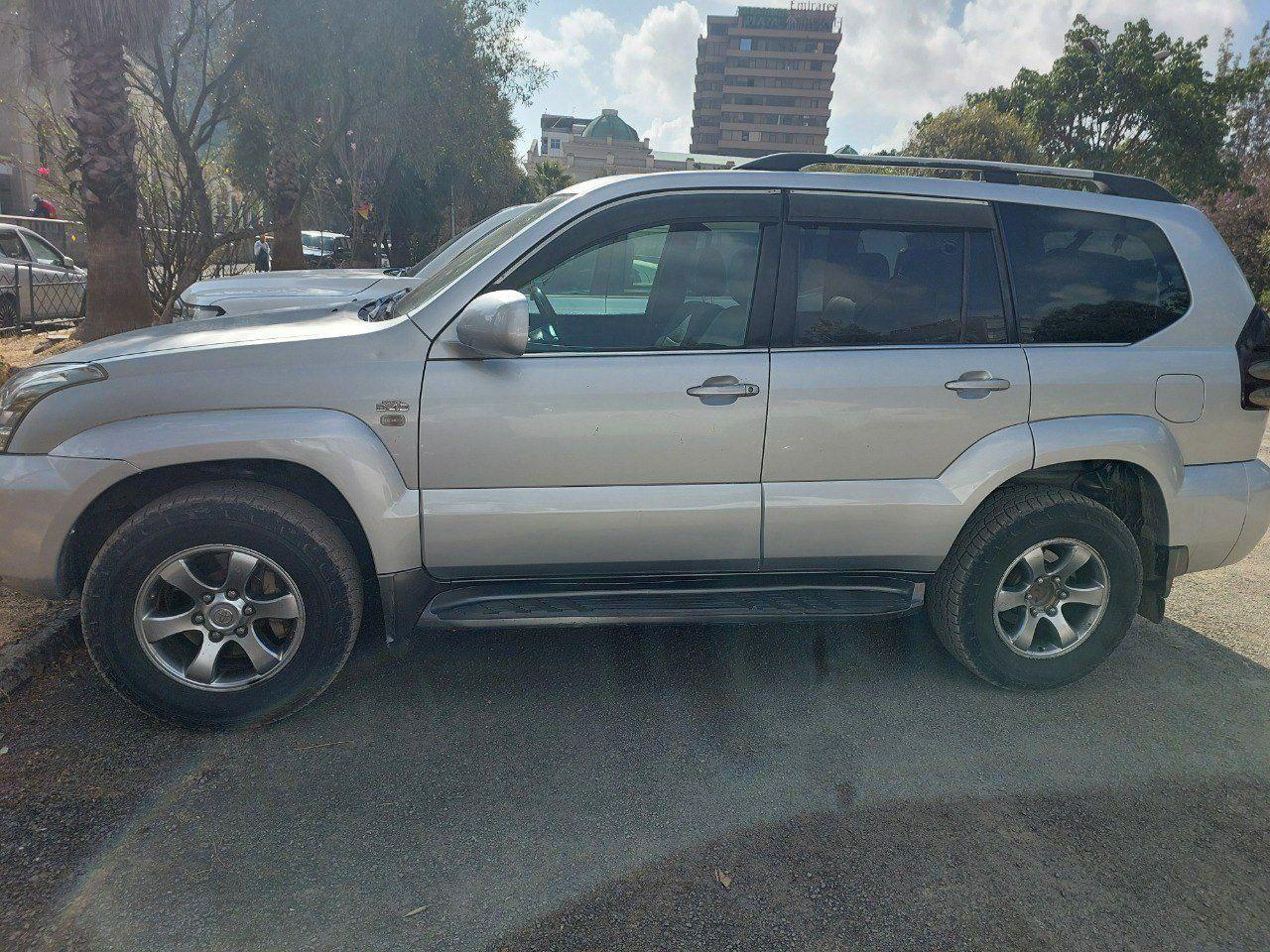 2009 Model-Toyota Land Cruiser Prado