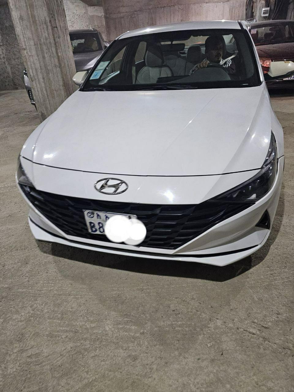 2021 Model-Hyundai Elantra