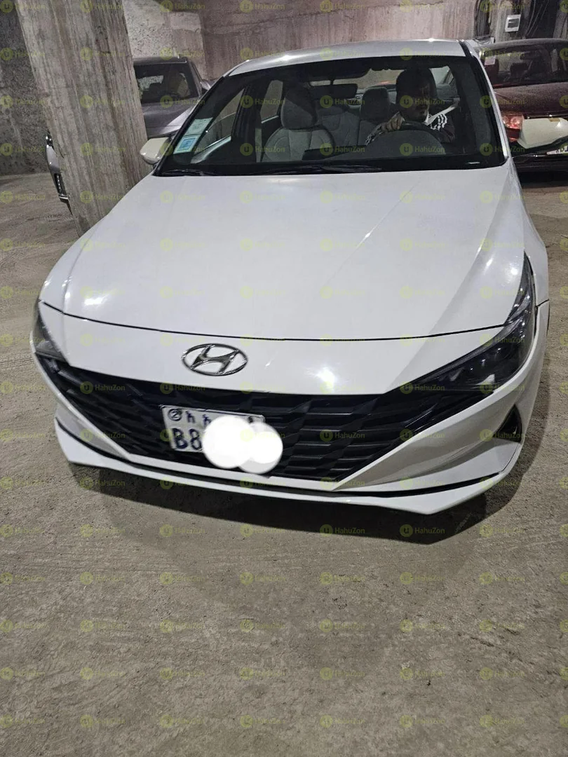 2021 Model-Hyundai Elantra