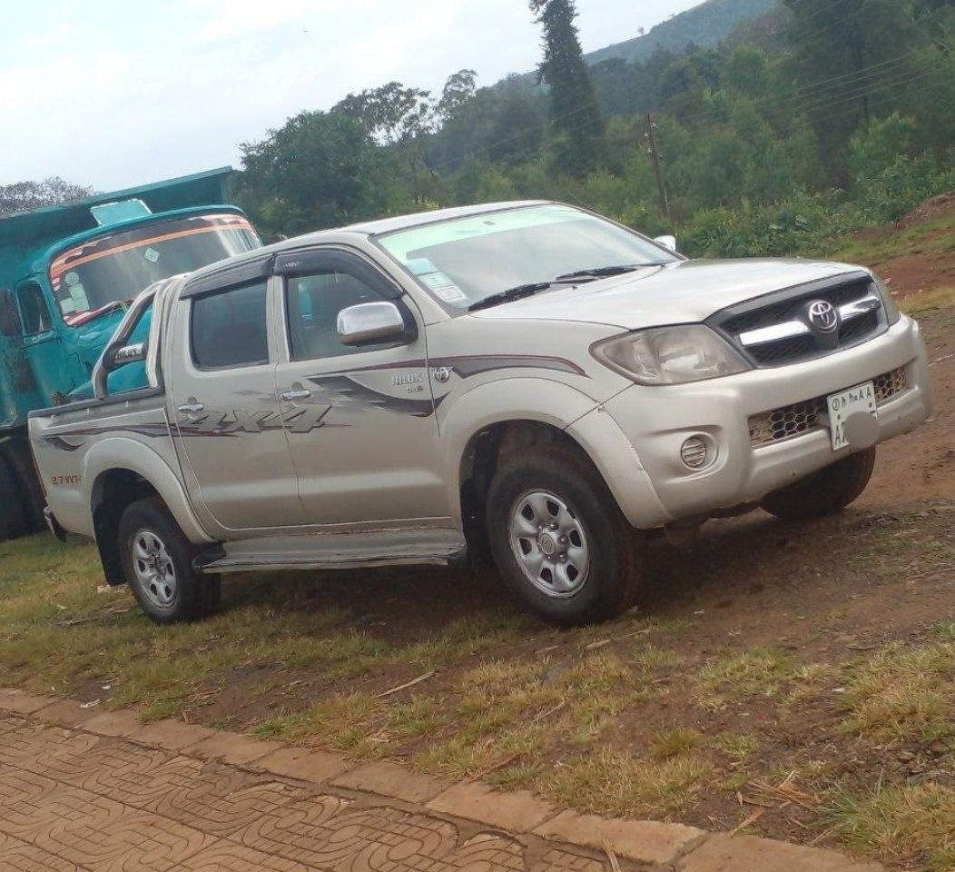 2008 Model-Toyota Hilux