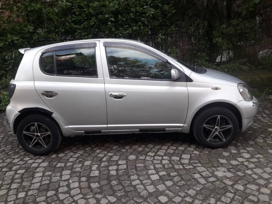 2001 Model-Toyota Vitz
