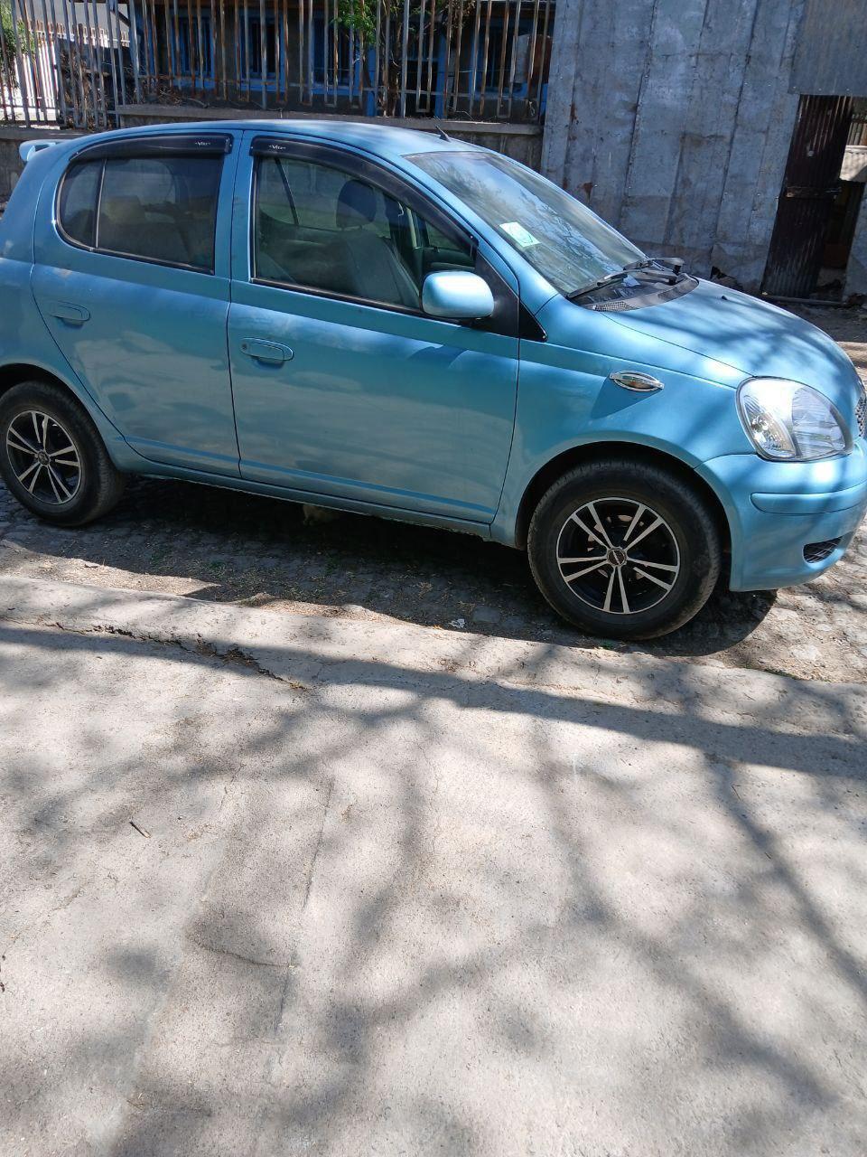 2002 Model-Toyota Vitz