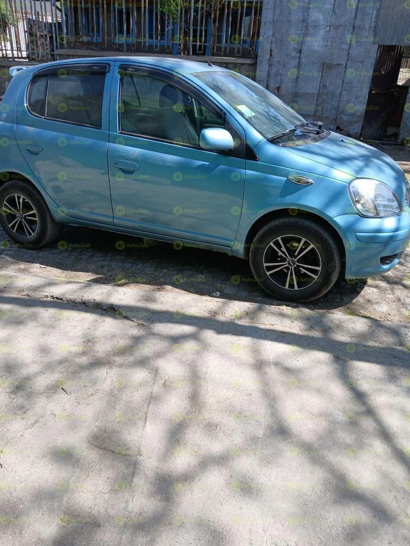2002 Model-Toyota Vitz