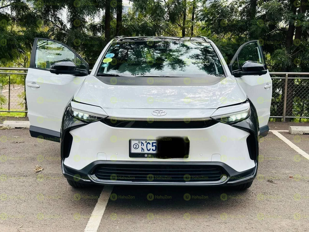 2022 Model-Toyota BZ4X (2WD)