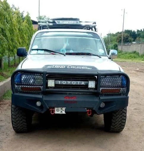 1993 Model-Toyota Land Cruiser