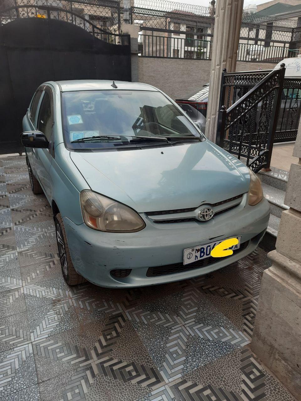 2004 Model-Toyota Platz