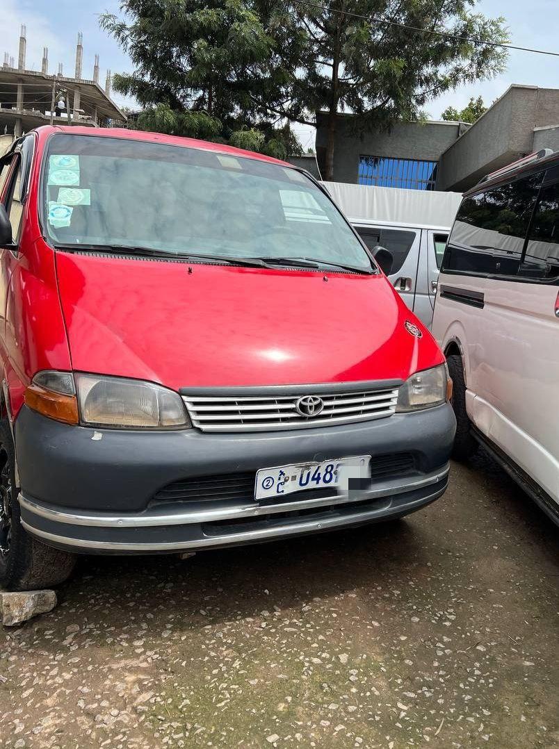 2003 Model-Toyota Hiace Dolphin
