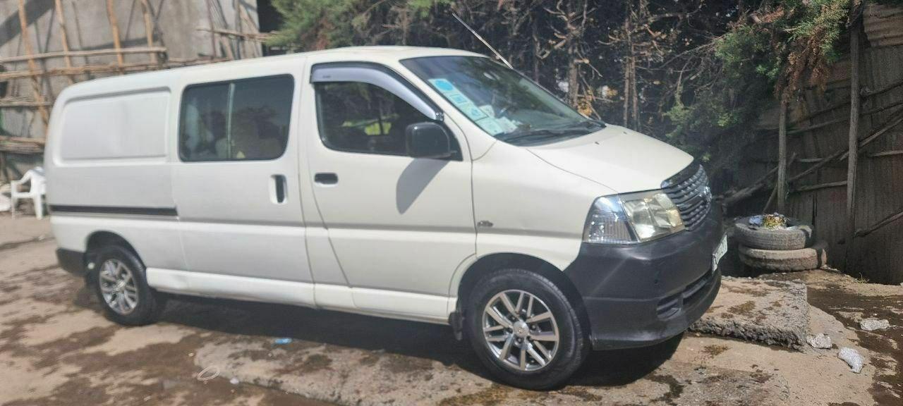 2011 Model-Toyota Dolphin D4D SharK