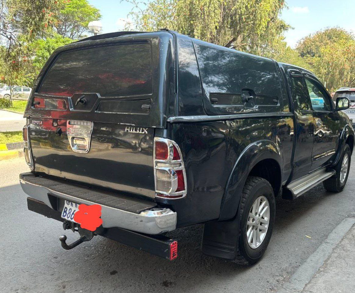 2014 Model-Toyota Hilux Vigo x Cup
