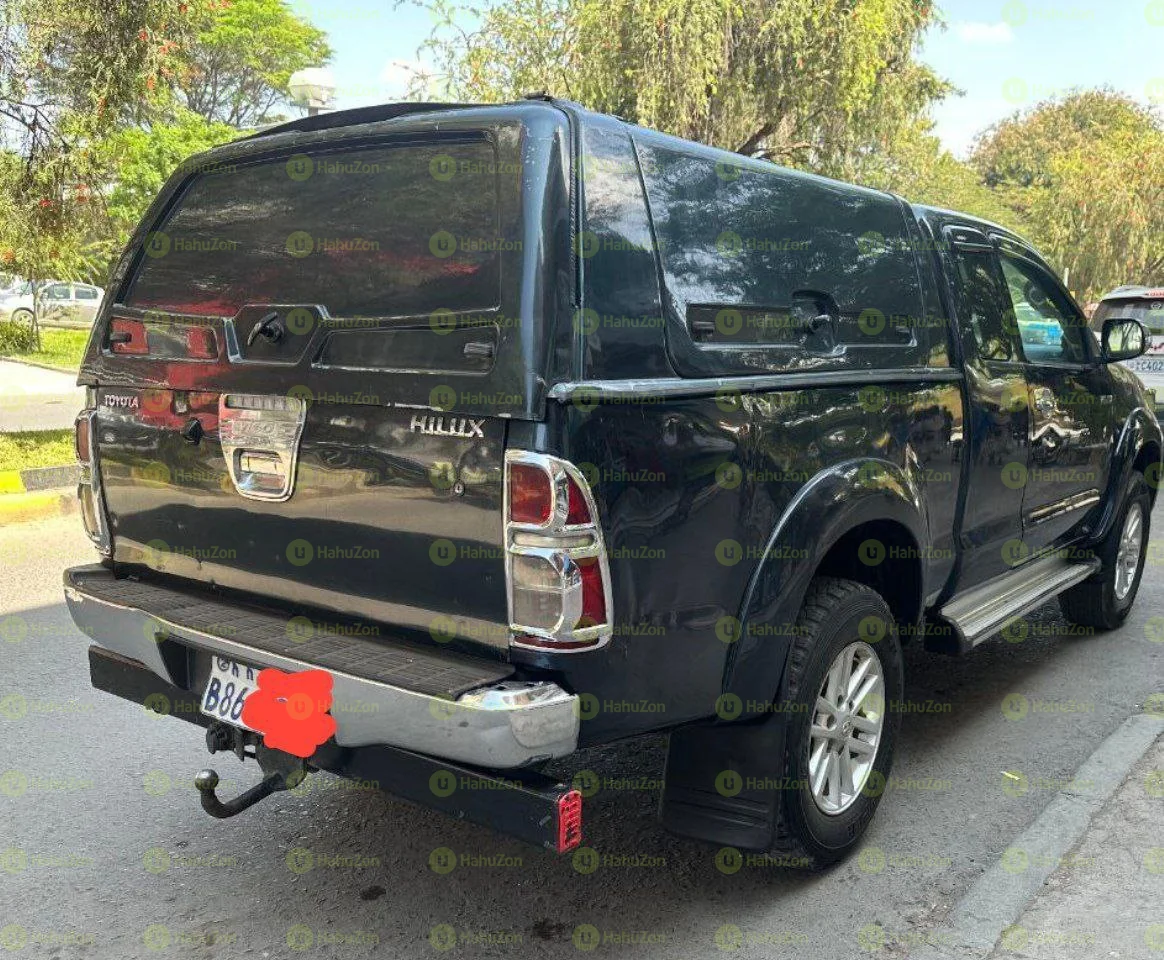2014 Model-Toyota Hilux Vigo x Cup
