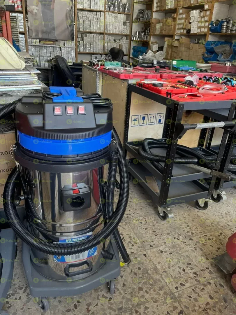 Wet and Dry Vacuum Cleaner