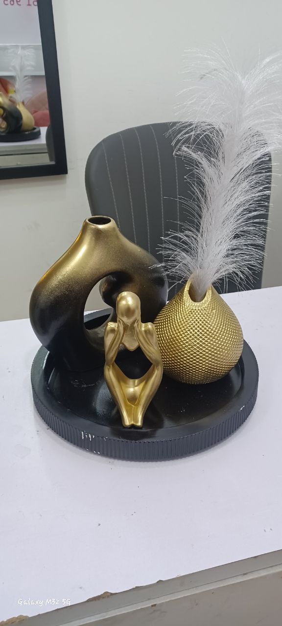 ጎልደን የጠረንጴዛ ሴት