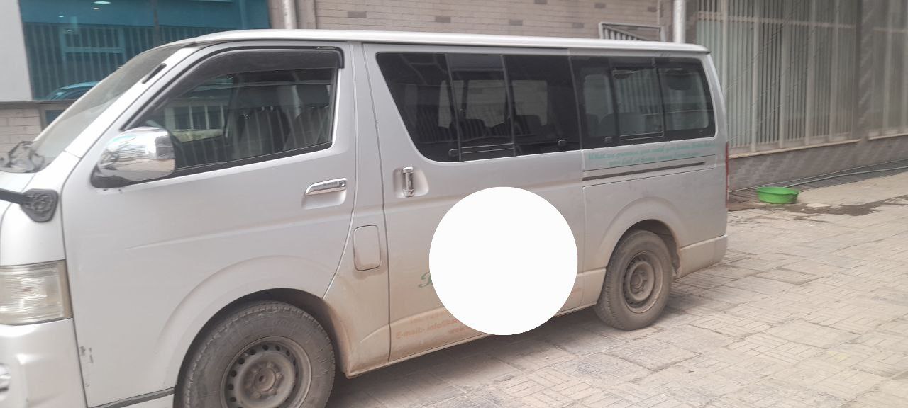2007 Model-Toyota Hiace Abadula